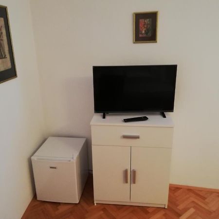 Sobe Sabec Bed and Breakfast Postojna Εξωτερικό φωτογραφία