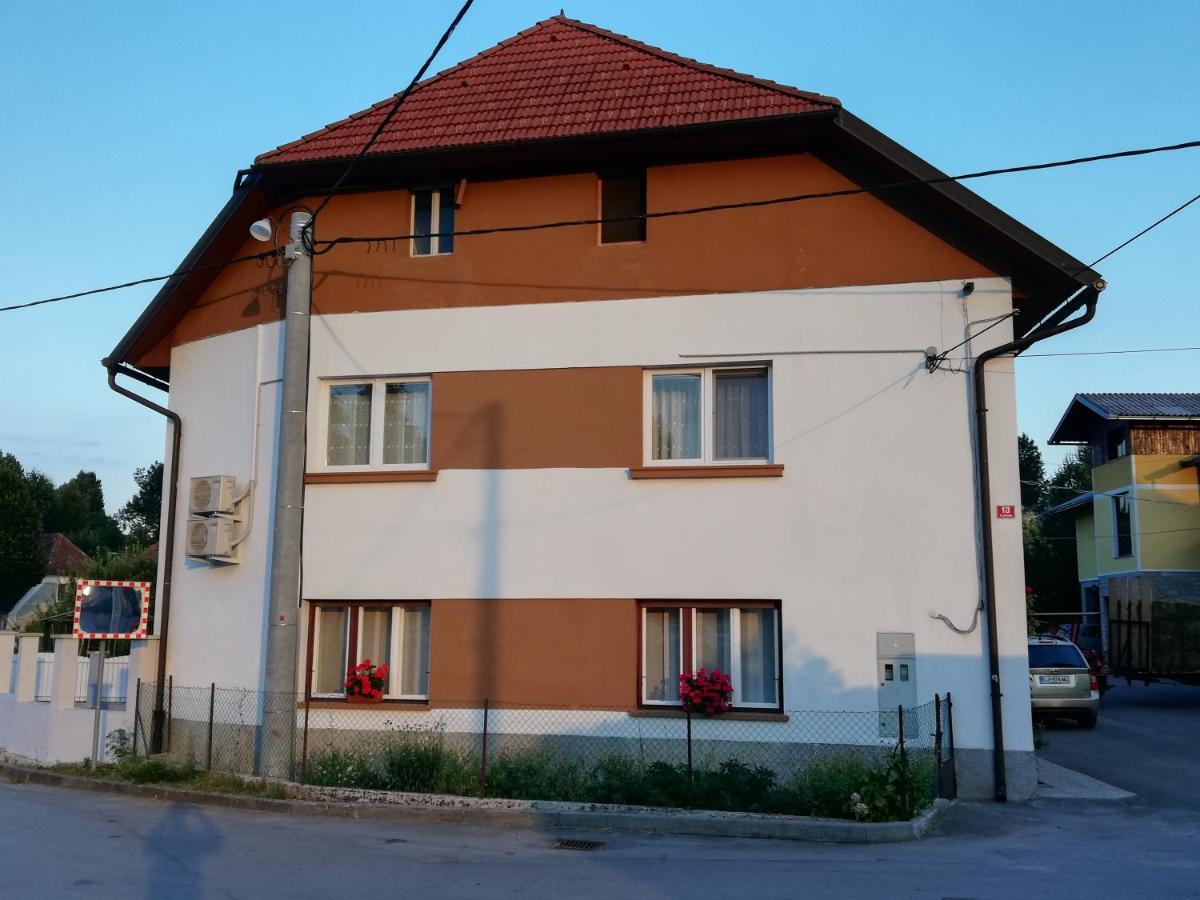Sobe Sabec Bed and Breakfast Postojna Εξωτερικό φωτογραφία